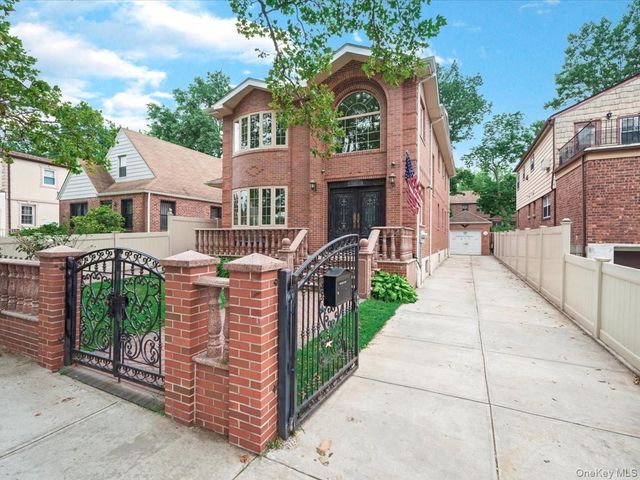 24560 61st Avenue, Little Neck, NY 11362