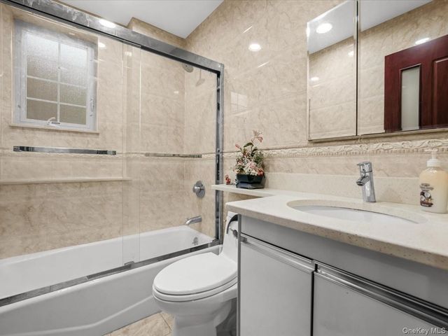 24560 61st Avenue, Little Neck, NY 11362