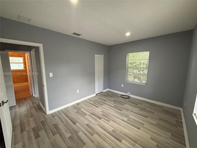 426 NE 77th St Rd 4, Miami, FL 33138