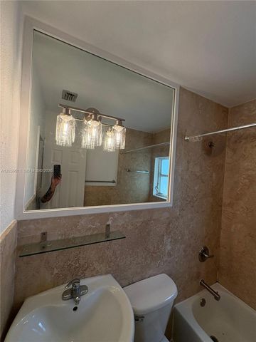 426 NE 77th St Rd 4, Miami, FL 33138
