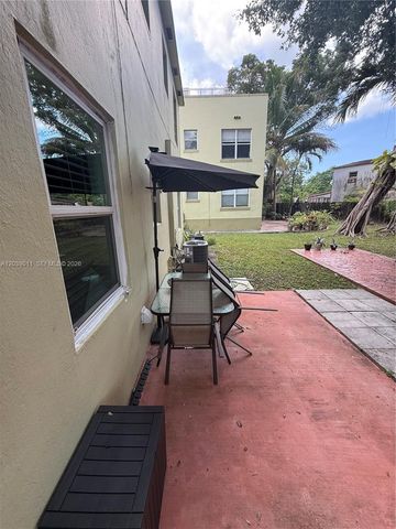 426 NE 77th St Rd 4, Miami, FL 33138