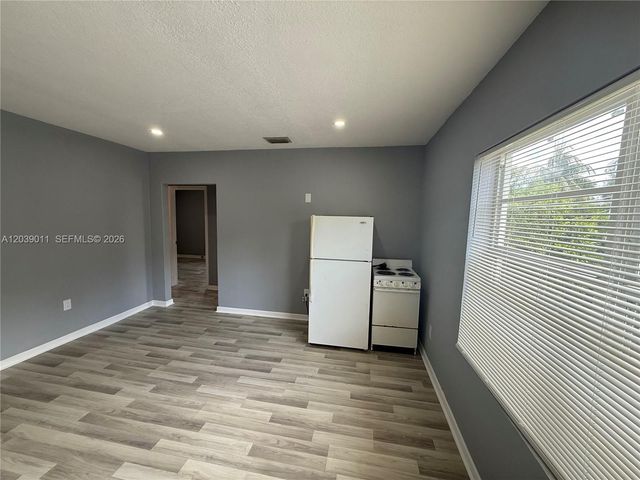 426 NE 77th St Rd 4, Miami, FL 33138