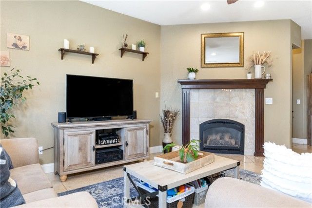 1212 Mariah, Paso Robles, CA 93446