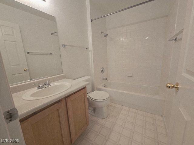 693 Ambling Gait Avenue, Henderson, NV 89015