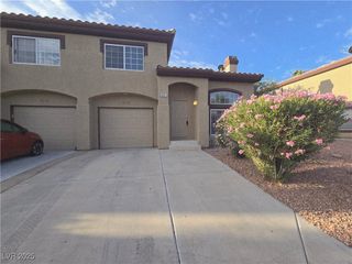 693 Ambling Gait Avenue, Henderson, NV 89015