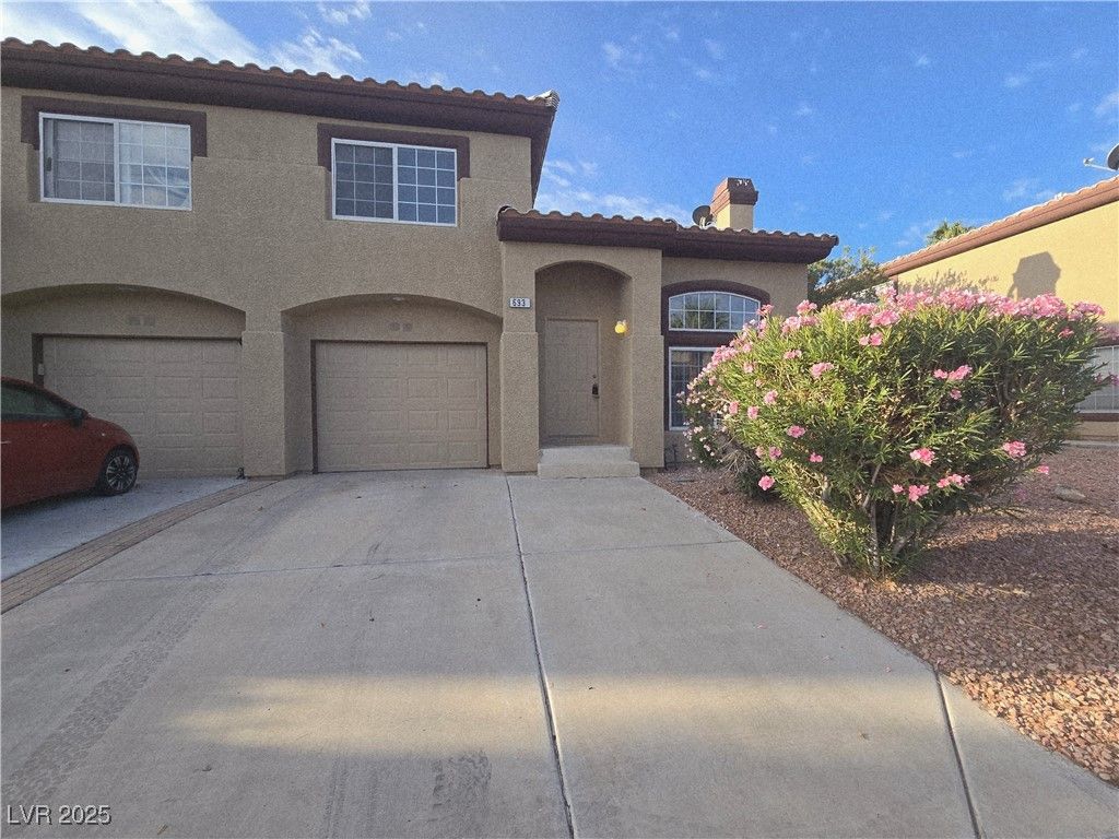 693 Ambling Gait Avenue, Henderson, NV 89015