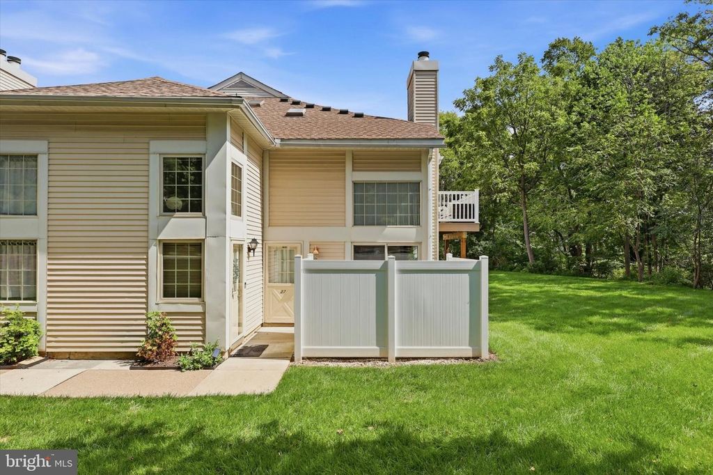 27 BROOKSIDE CT, HORSHAM, PA 19044 — exterior