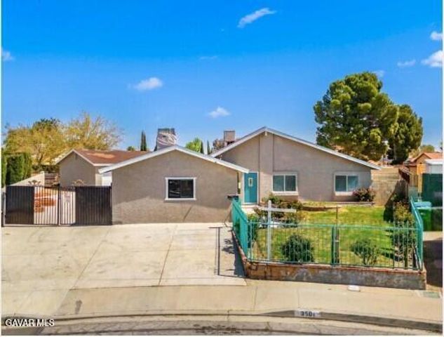 3501 W Ave K-13, Lancaster, CA 93536