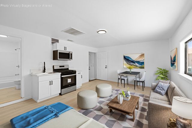 3501 W Ave K-13, Lancaster, CA 93536