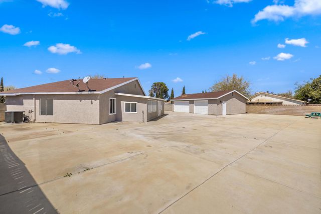 3501 W Ave K-13, Lancaster, CA 93536