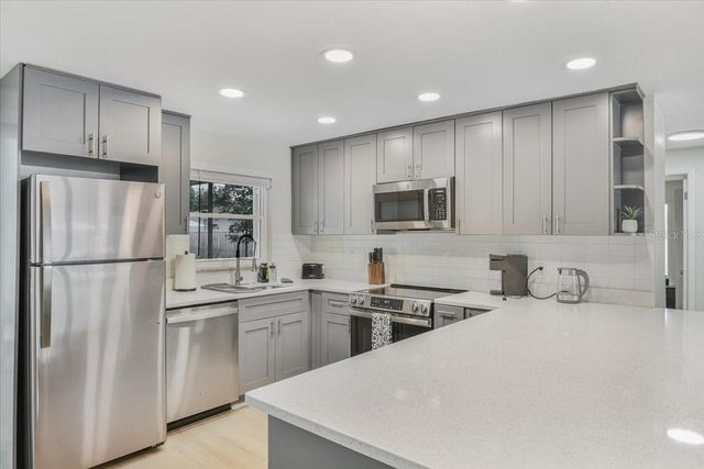 1114 LA SALLE STREET, Clearwater, FL 33755