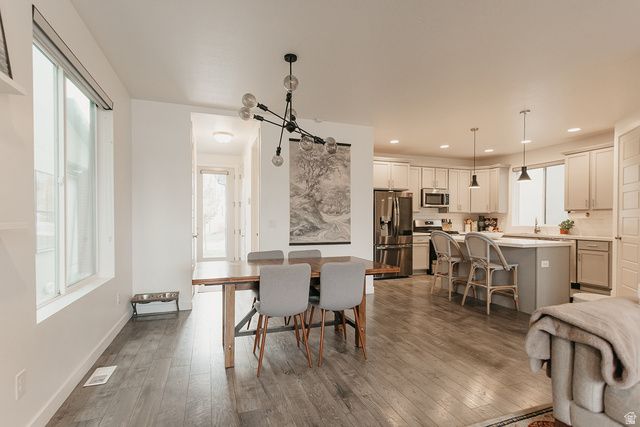 2420 N ALESUND WAY, Lehi, UT 84043