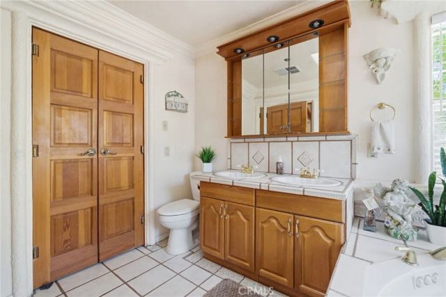 29952 Louis Ave, Canyon Country, CA 91351