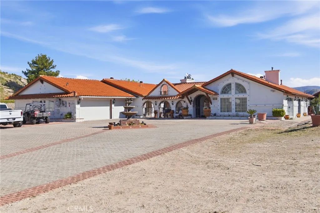 29952 Louis Ave, Canyon Country, CA 91351