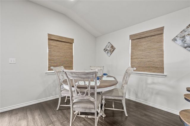 1018 S Station St, Port Aransas, TX 78373