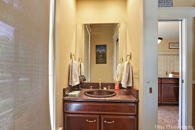 23 W County Line Road, Barrington Hills, IL 60010