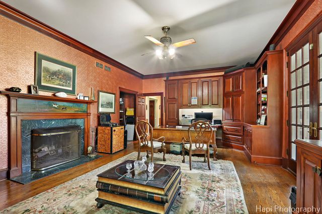 23 W County Line Road, Barrington Hills, IL 60010