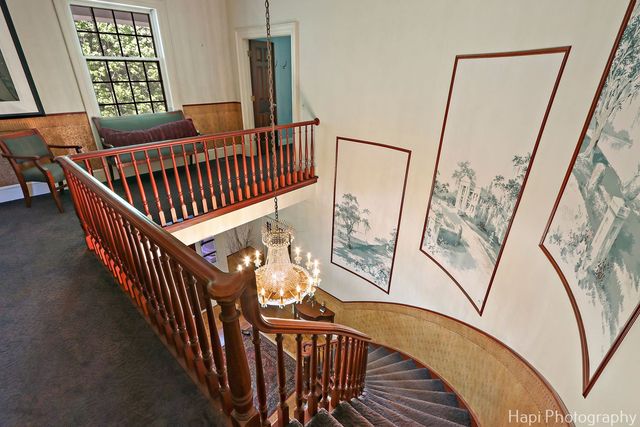 23 W County Line Road, Barrington Hills, IL 60010