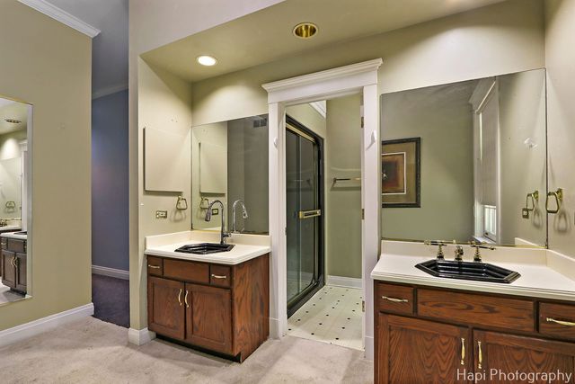 23 W County Line Road, Barrington Hills, IL 60010