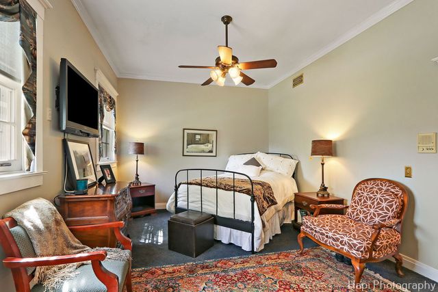 23 W County Line Road, Barrington Hills, IL 60010