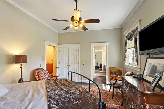 23 W County Line Road, Barrington Hills, IL 60010