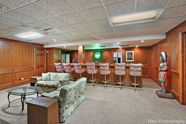 23 W County Line Road, Barrington Hills, IL 60010