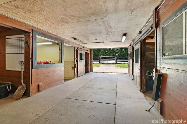 23 W County Line Road, Barrington Hills, IL 60010