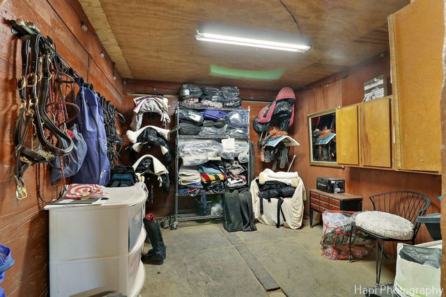 23 W County Line Road, Barrington Hills, IL 60010