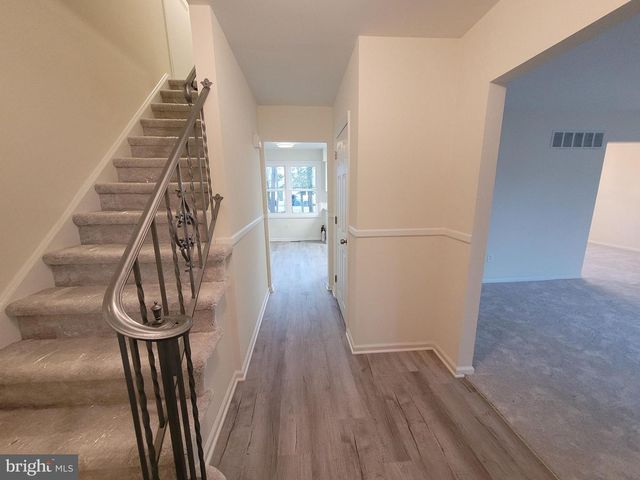 130 HOLLY AVE, Berlin, NJ 08009