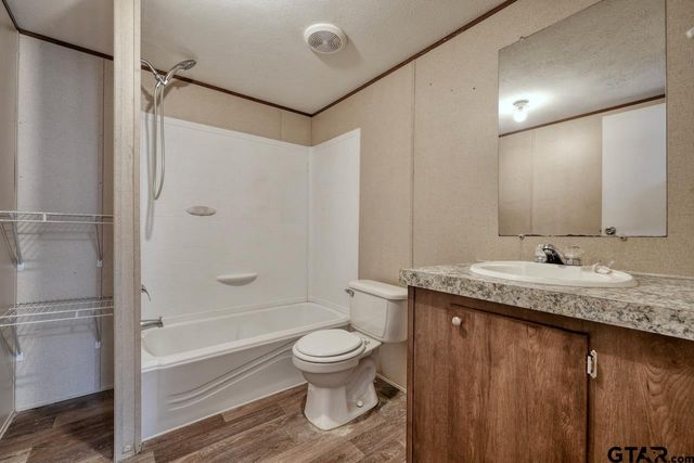 17246 Aspenwood, Lindale, TX 75771