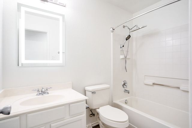 1130 Partridge Drive, Aubrey, TX 76227