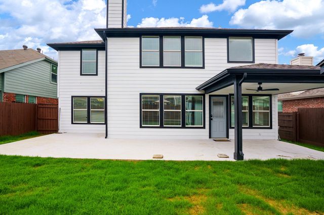 1130 Partridge Drive, Aubrey, TX 76227