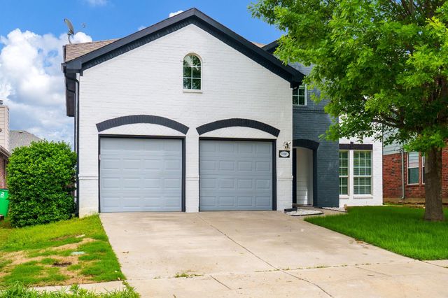 1130 Partridge Drive, Aubrey, TX 76227