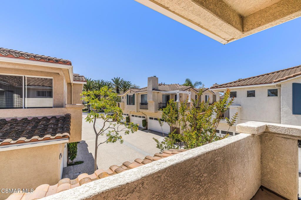 Image 24 of property listing at 4038 Napoli Place, Moorpark, CA 93021