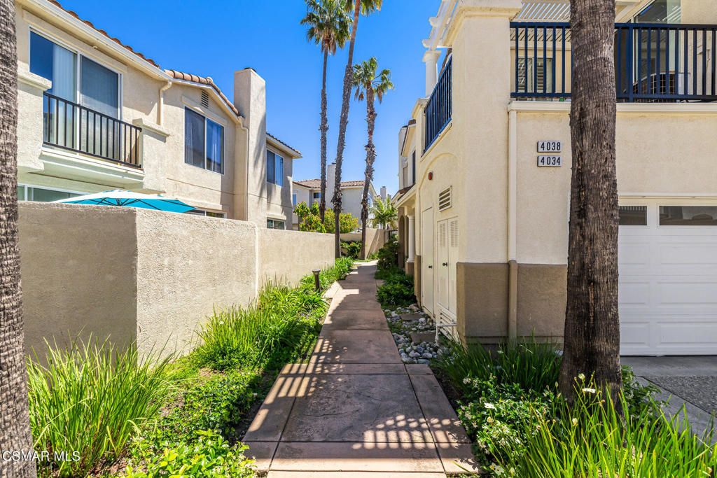 Image 4 of property listing at 4038 Napoli Place, Moorpark, CA 93021