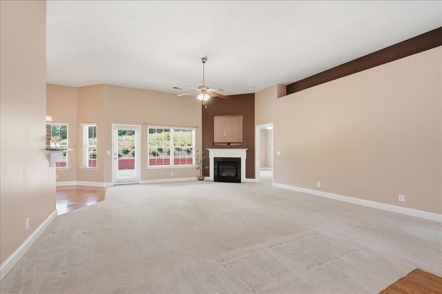 572 Ellsmere Way, Moore, SC 29369