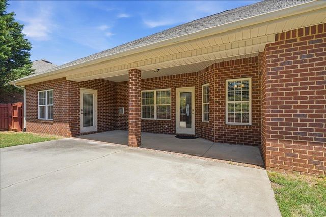 572 Ellsmere Way, Moore, SC 29369