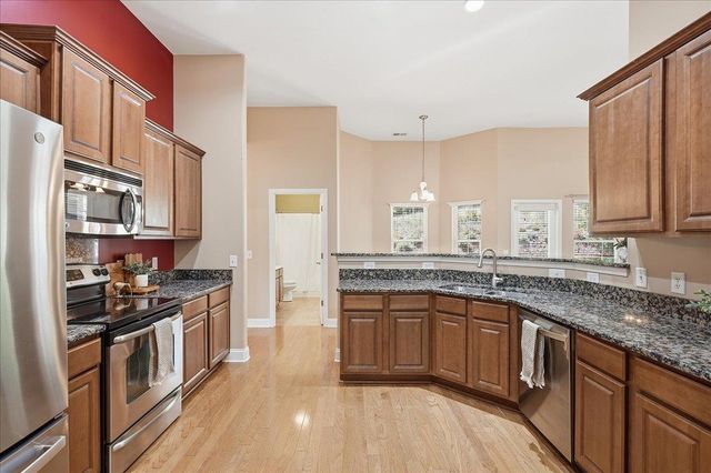572 Ellsmere Way, Moore, SC 29369