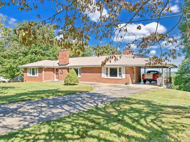 166 Summit View DR, Martinsville, VA 24112