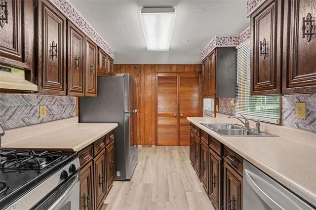 45 E James Circle E, Hampton, GA 30228