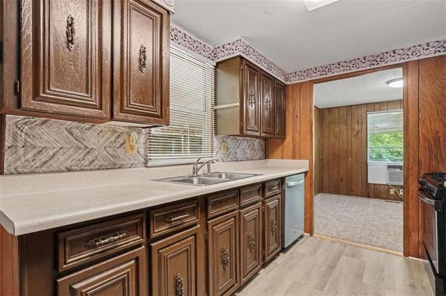 45 E James Circle E, Hampton, GA 30228