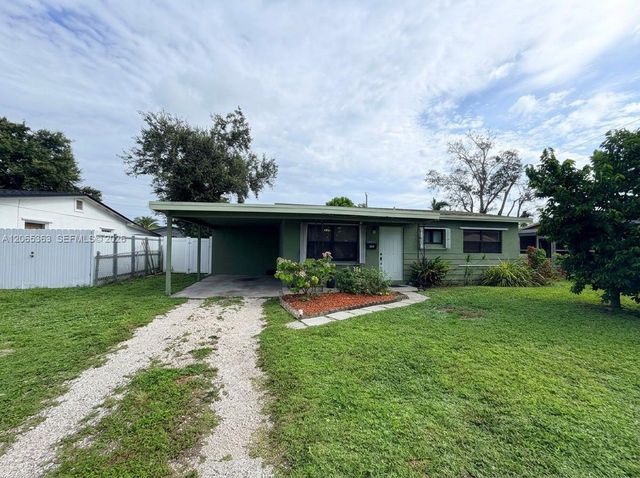 6831 Farragut St, Hollywood, FL 33024