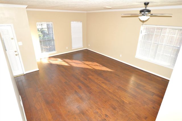 3614 Scenic Valley Drive, Kingwood, TX 77345