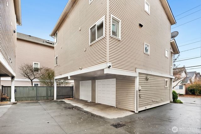 1150 N 90th, Seattle, WA 98103