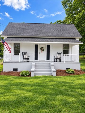 12 Guy Street, Pelzer, SC 29669