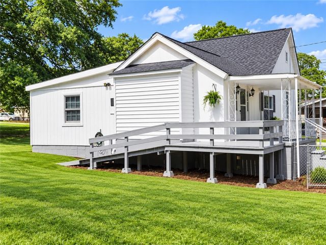 12 Guy Street, Pelzer, SC 29669