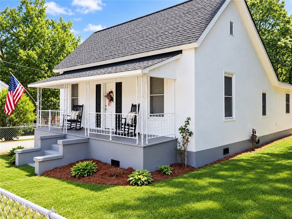 12 Guy Street, Pelzer, SC 29669