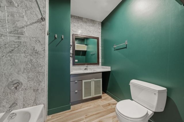 186 Paris St 1, Boston, MA 02128
