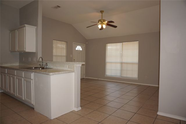 7819 Novella Drive 7817, Fort Worth, TX 76134