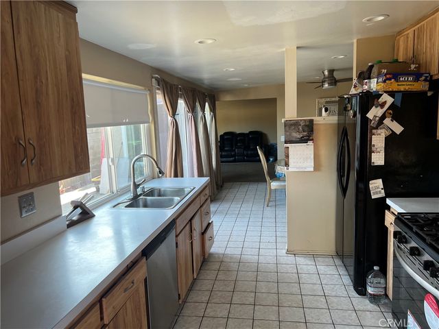 20002 Tajauta, Carson, CA 90746